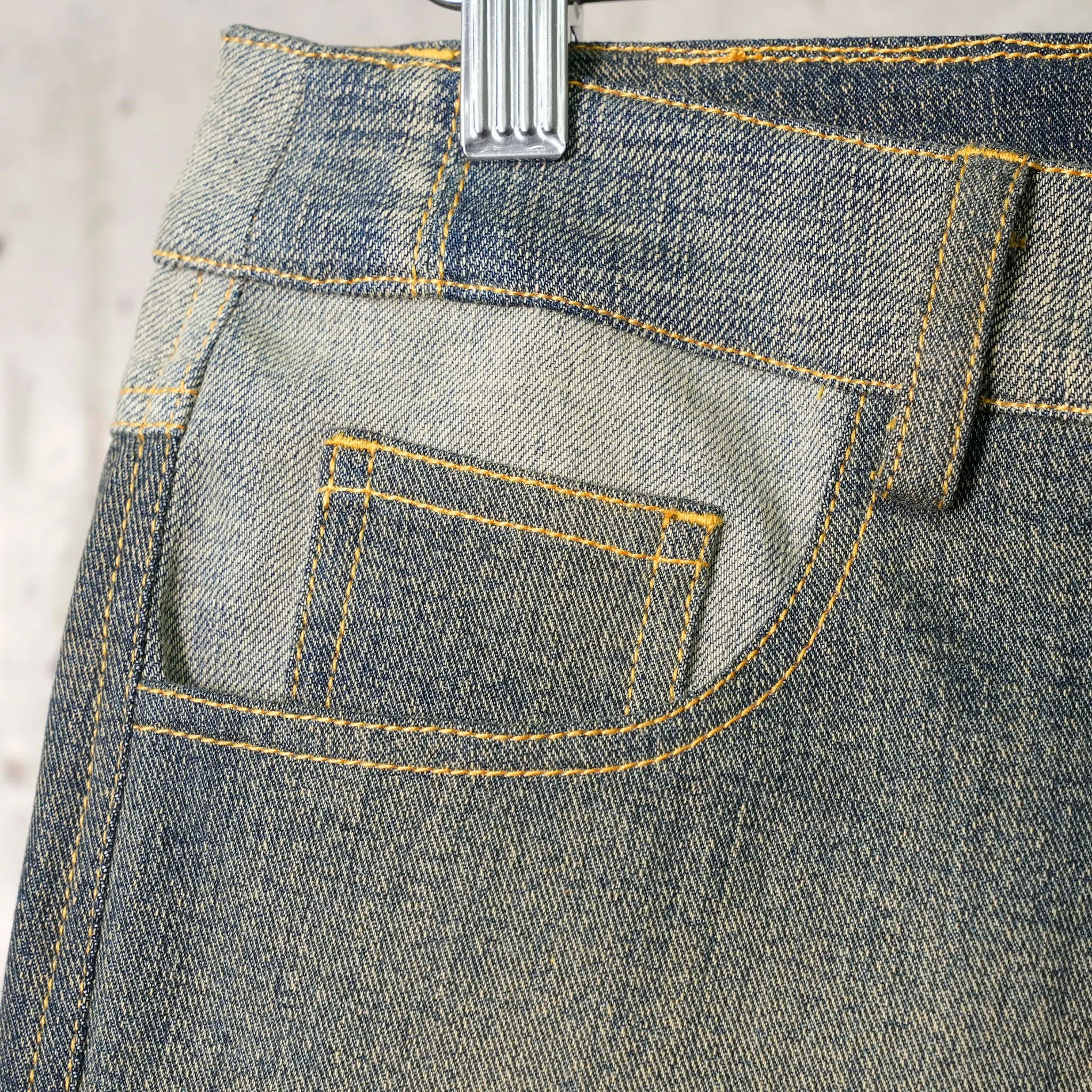SAWTOOTH BOOTCUT DENIM / BLUE/GREY