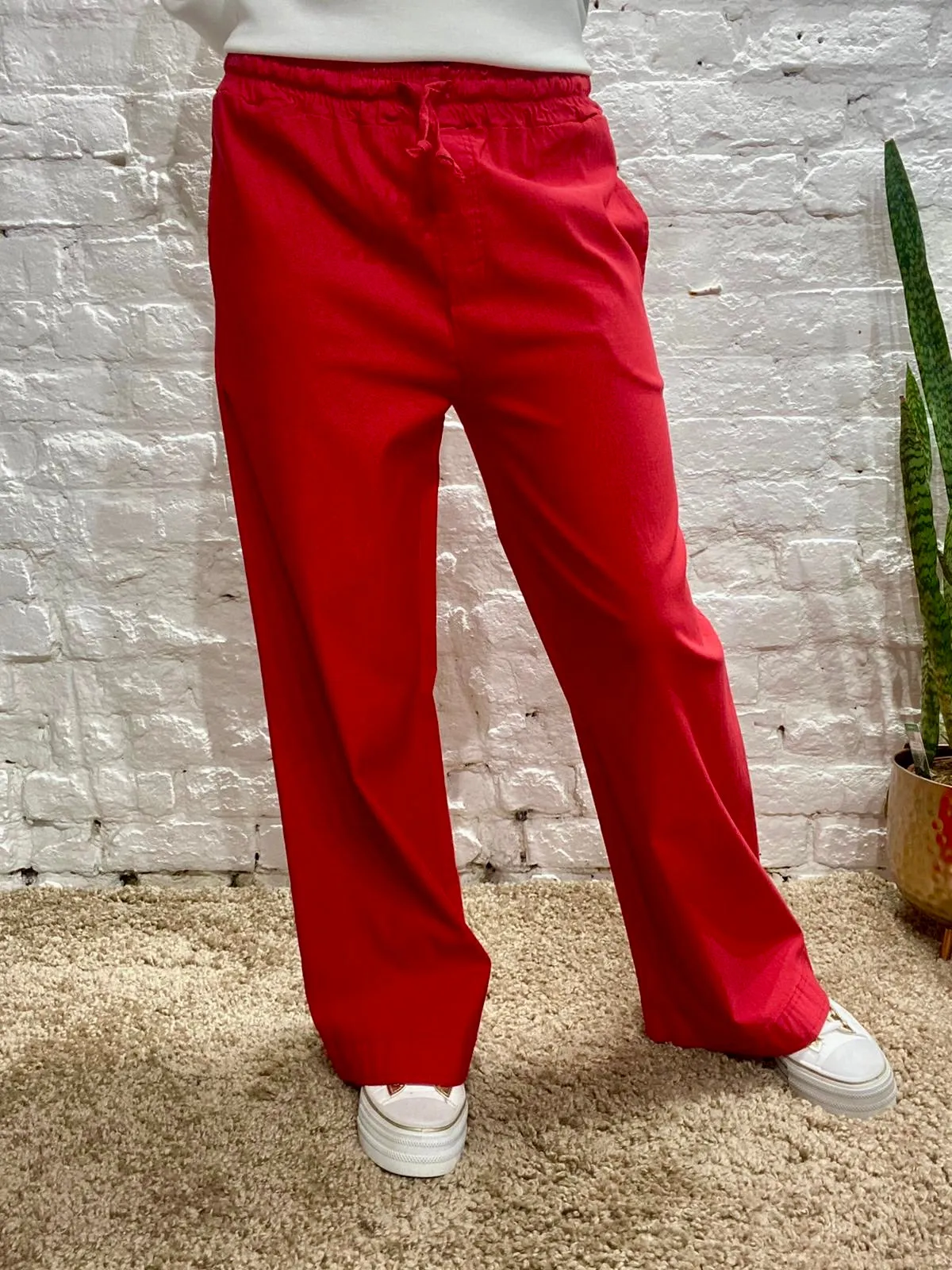 The Secret Lux Wide Leg Hemmed Magic Stretch Pant With Tie Waist