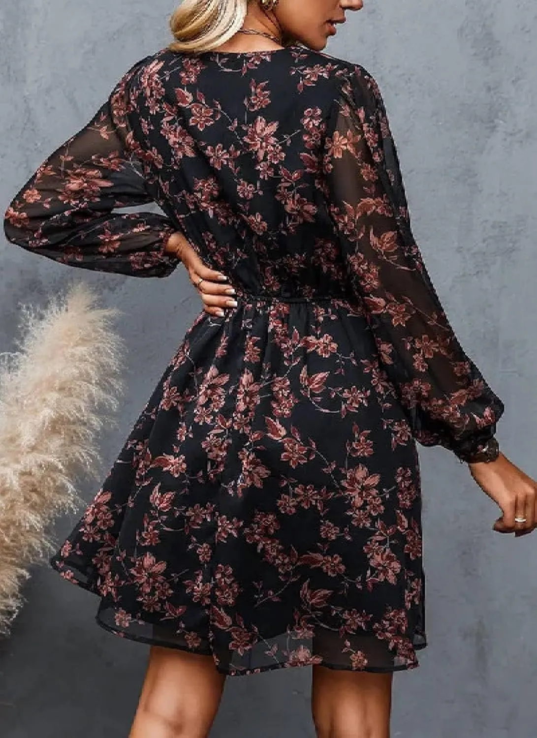 Women's Dresses Floral Print V Neck Long Sleeve Mini Dress Stylish Elastic Waist Flowly Ruffle Hem Day Dress