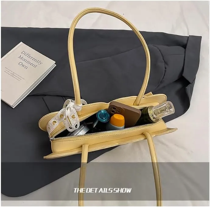 Women's heart-shaped handbag Stylish shoulder bag
