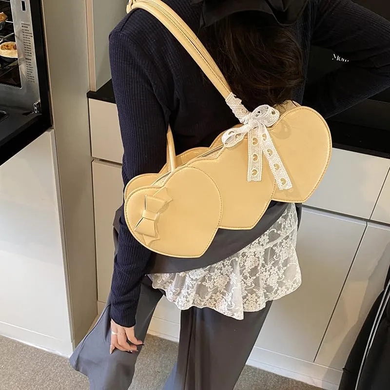 Women's heart-shaped handbag Stylish shoulder bag
